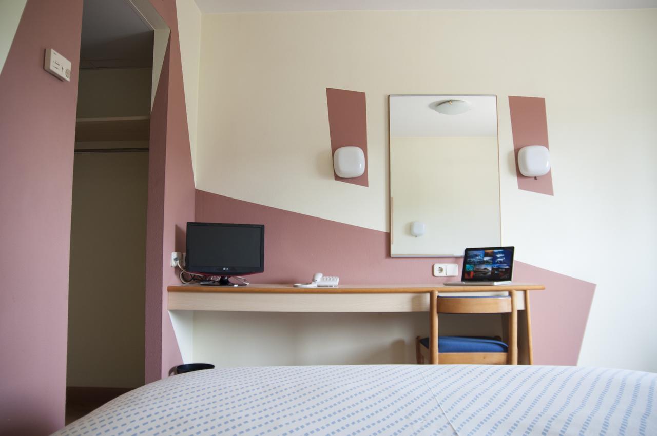 Hotel Aragon La Puebla De Alfinden Luaran gambar